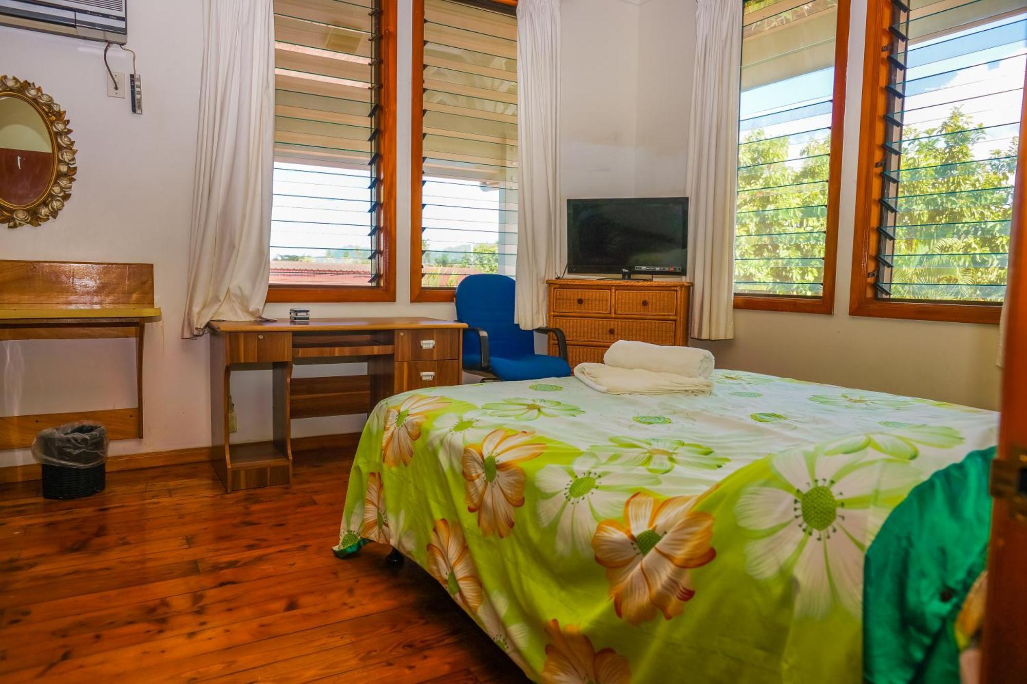 Lynn'S Getaway Hotel Apia Exterior foto